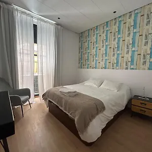 Continental Space Hostel